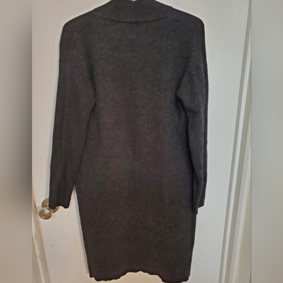 Babaton Lance - Picture 2 of 5